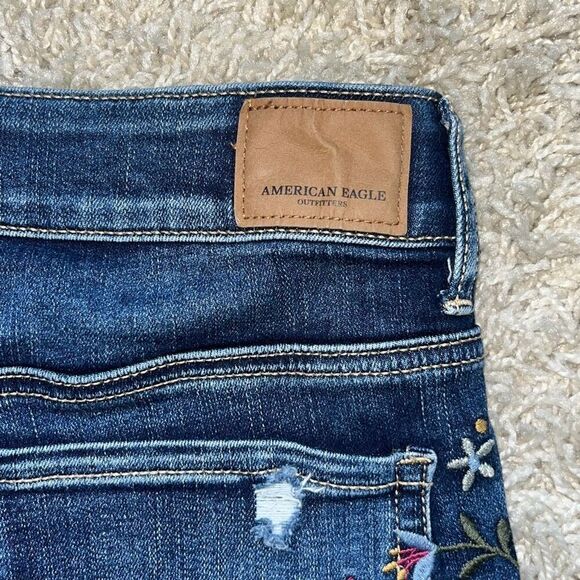 American Eagle Ne(x)t Level Stretch Hi Rise Shorty  Floral Hi-Rise Shortie Denim - Picture 11 of 15